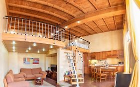 Colibrì LakeView Apartment